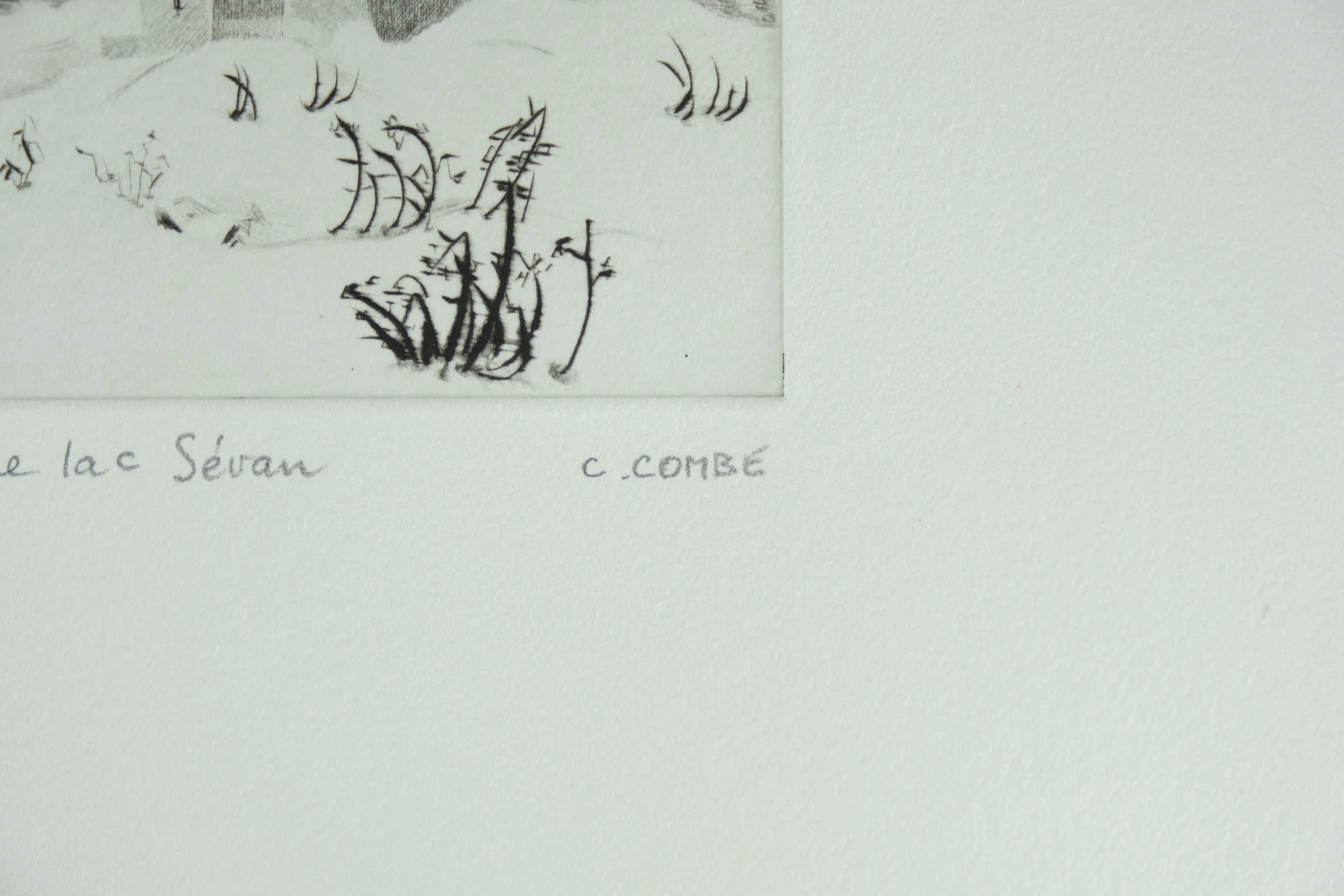 Camille COMBE : Arménie, Neige d'avril sur le lac Sévan, Gravure originale signée - Image 2