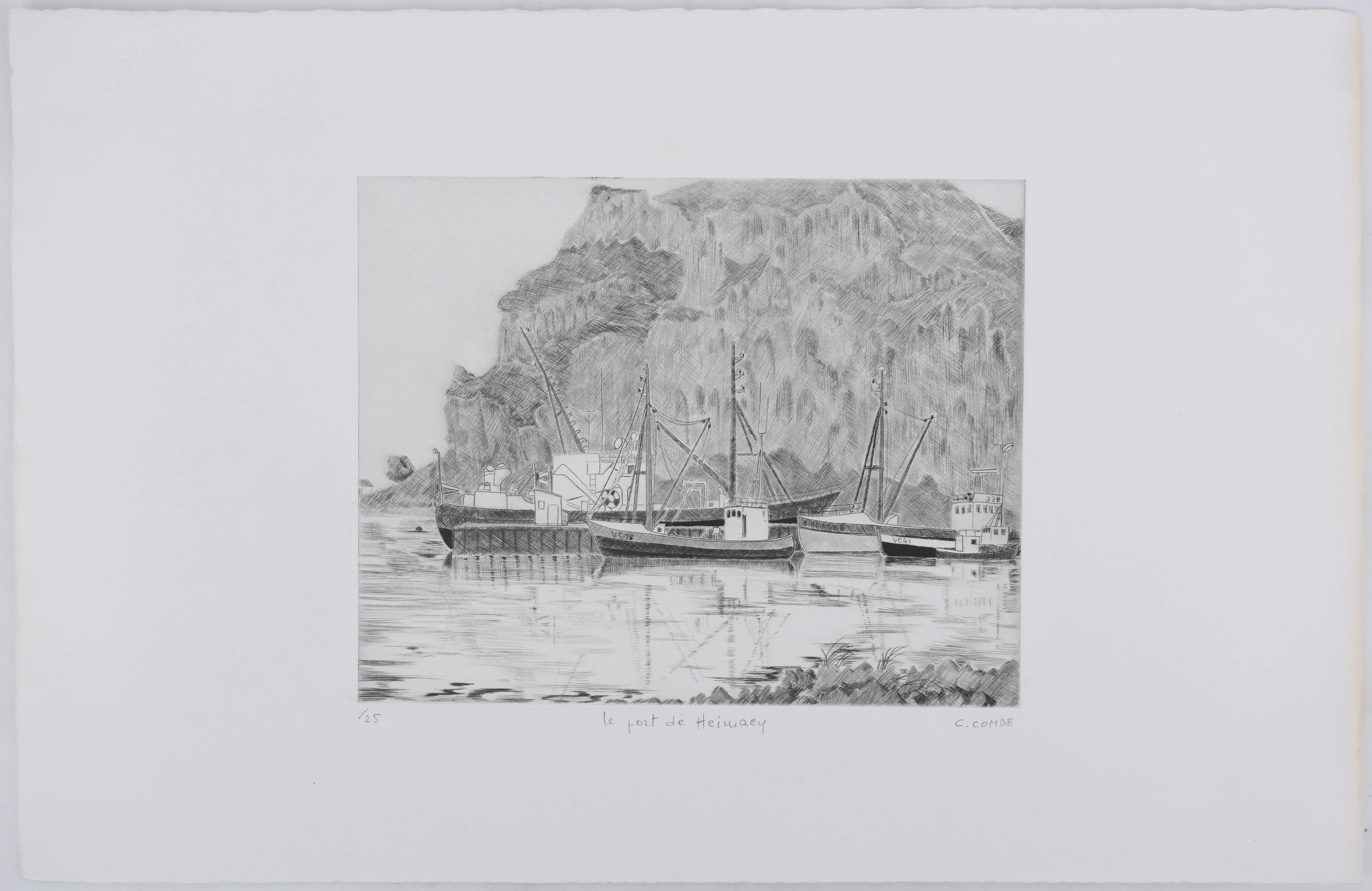 Camille COMBE : Le port de Heimaey, Gravure originale signée - Image 3