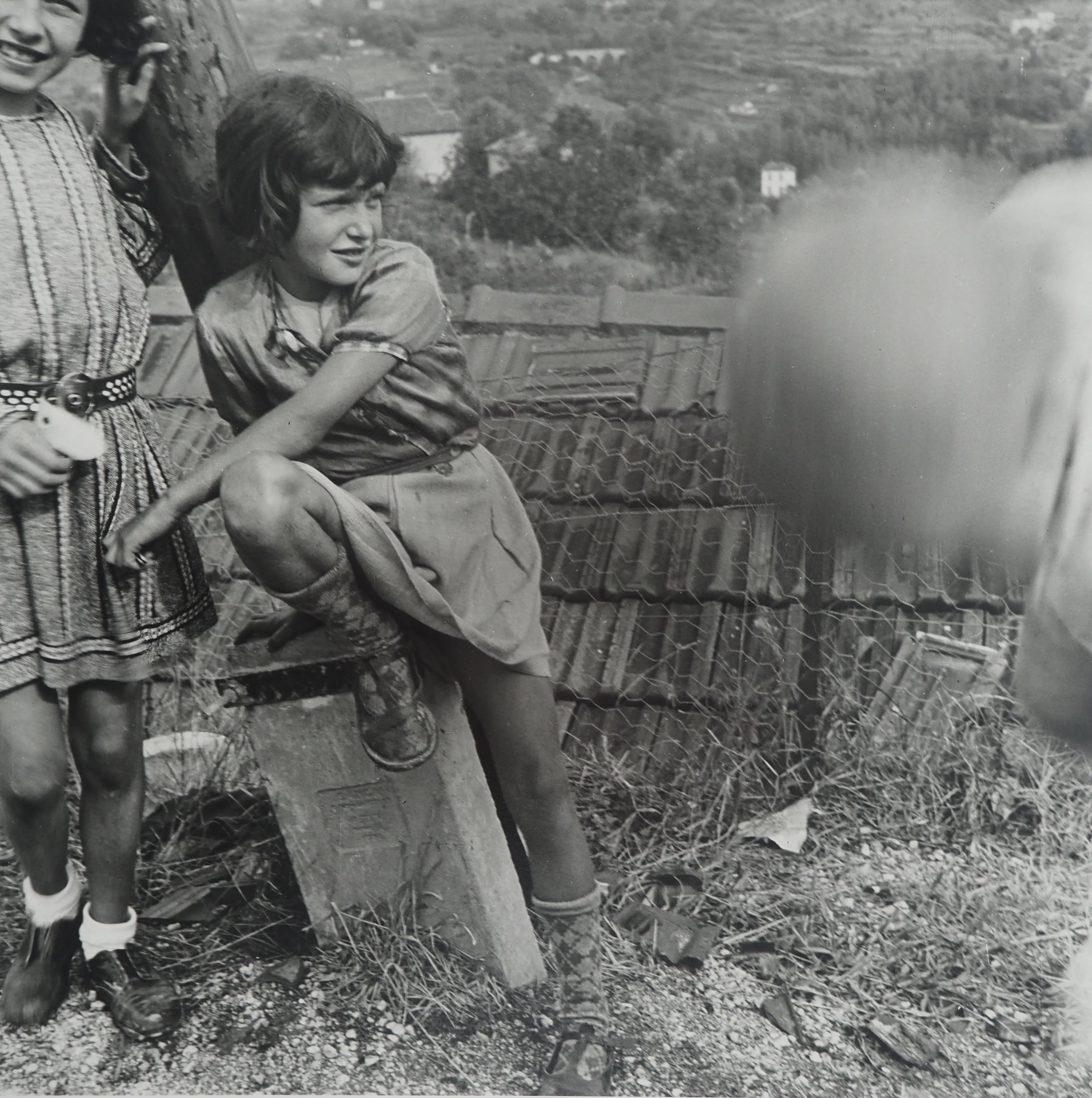 Dora MAAR : Au coeur de l'enfance, Photographie originale - Image 3