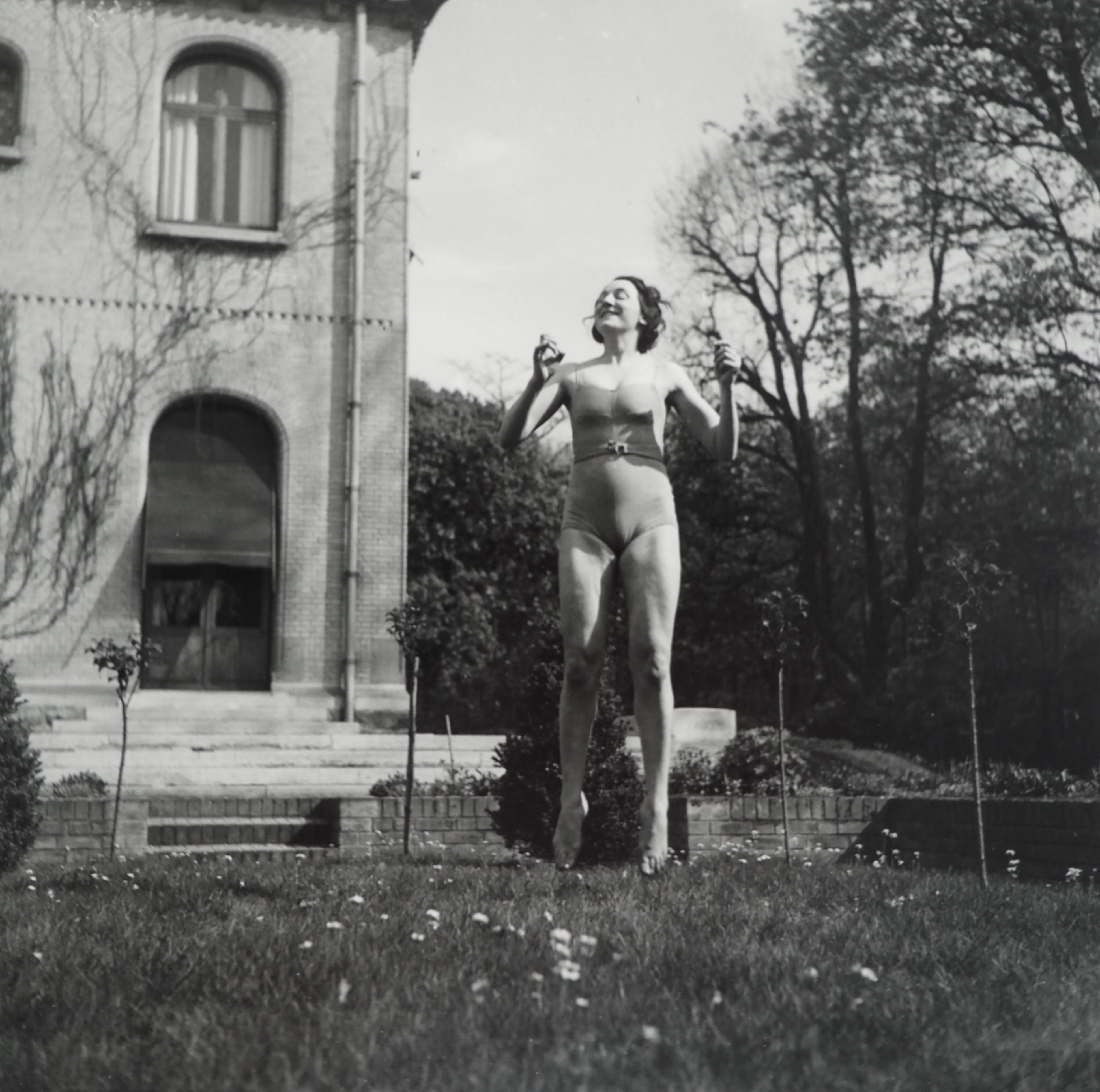 Dora MAAR : Prête à réceptionner, Photographie originale - Image 3