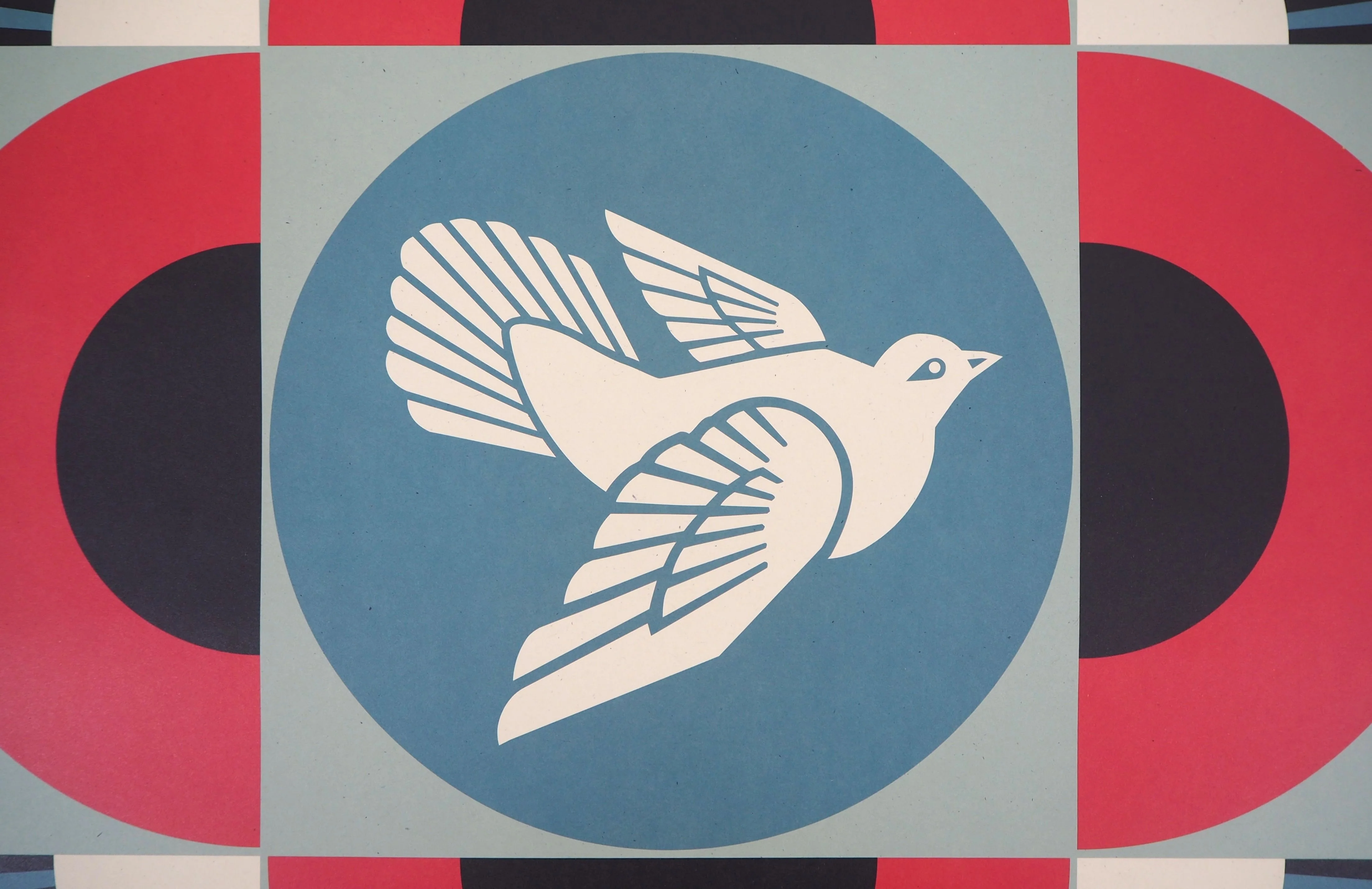 Shepard FAIREY (Obey) : Geometric Dove Red, Lithographie originale signée - Image 4